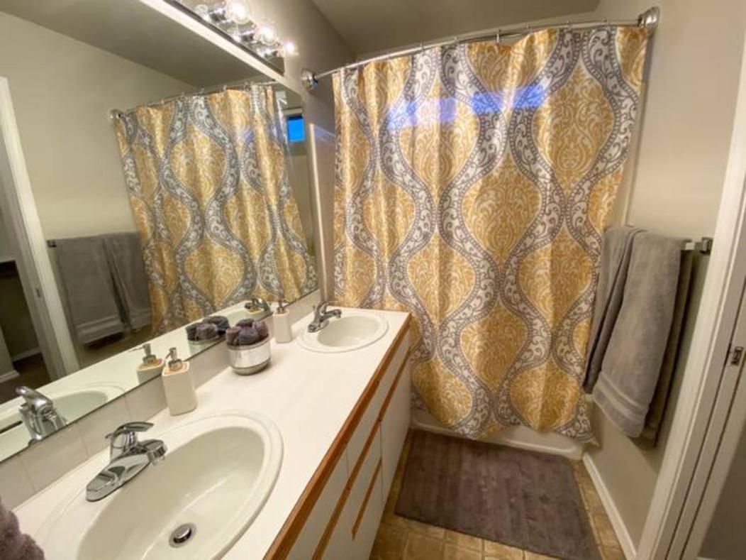 The Getaway Se Boise Condo Across The Street From Greenbelt, Bown Crossing And Boise River 3Bd 3Bath, 4 Beds! Lovely, Homey, Dining Table Seats 6 Eksteriør billede