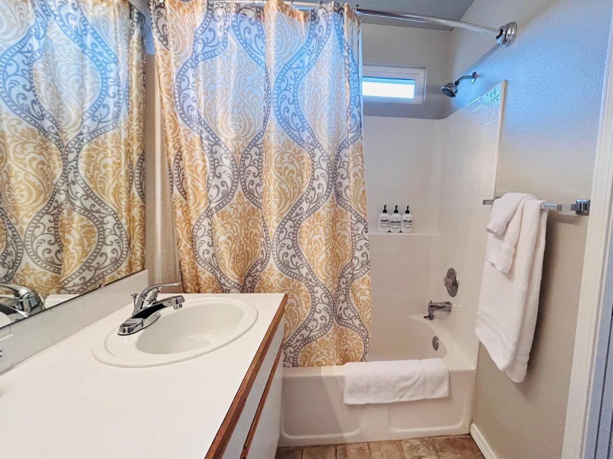 The Getaway Se Boise Condo Across The Street From Greenbelt, Bown Crossing And Boise River 3Bd 3Bath, 4 Beds! Lovely, Homey, Dining Table Seats 6 Eksteriør billede