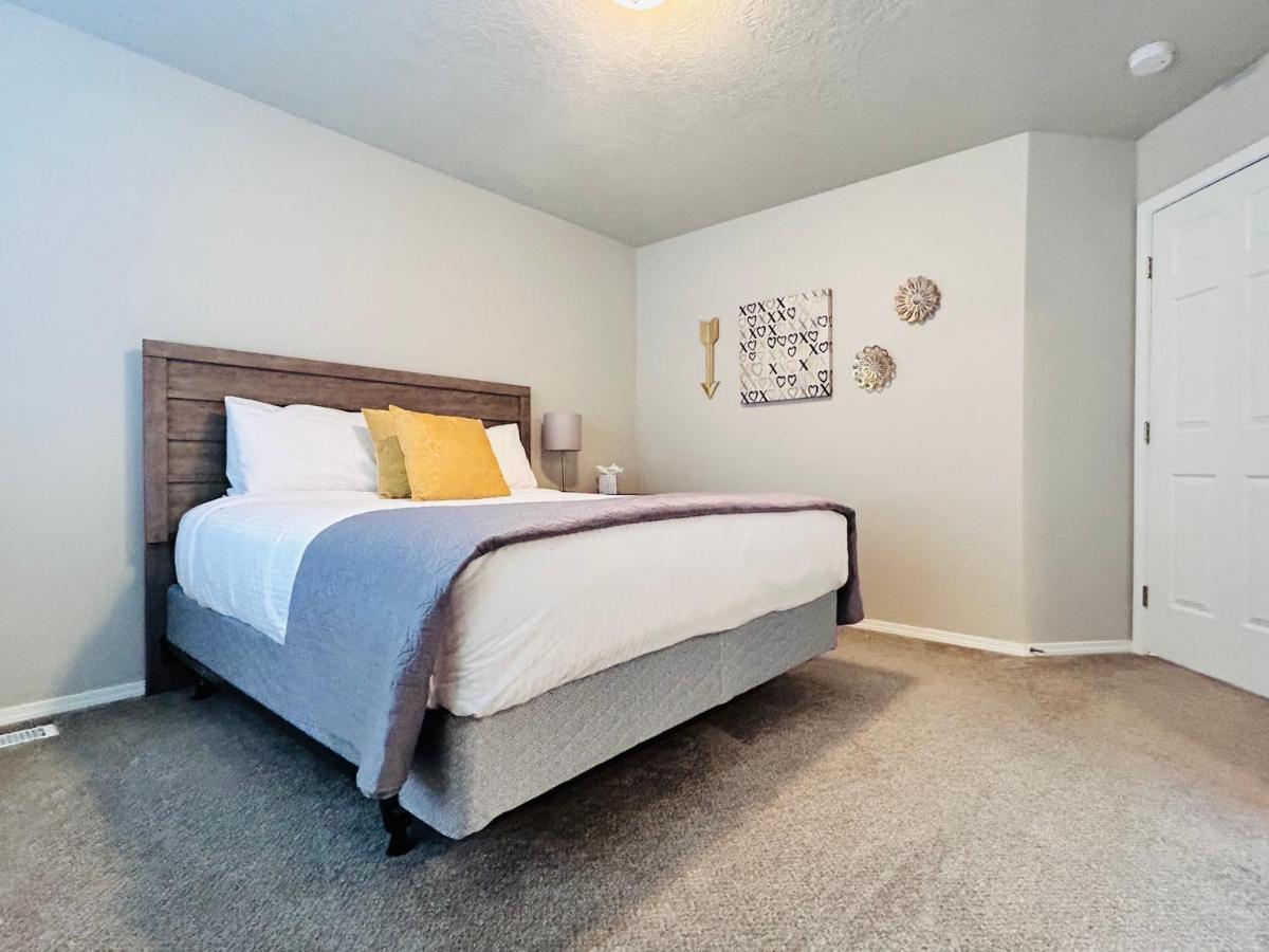 The Getaway Se Boise Condo Across The Street From Greenbelt, Bown Crossing And Boise River 3Bd 3Bath, 4 Beds! Lovely, Homey, Dining Table Seats 6 Eksteriør billede