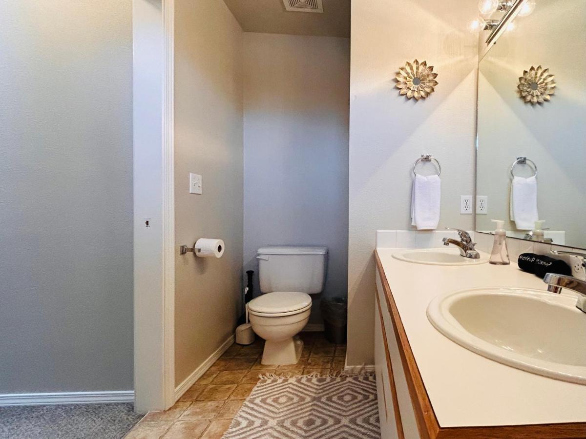 The Getaway Se Boise Condo Across The Street From Greenbelt, Bown Crossing And Boise River 3Bd 3Bath, 4 Beds! Lovely, Homey, Dining Table Seats 6 Eksteriør billede